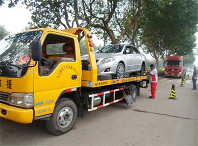  道路救援提示冬天汽車(chē)常見(jiàn)故障的注意事項(xiàng)
